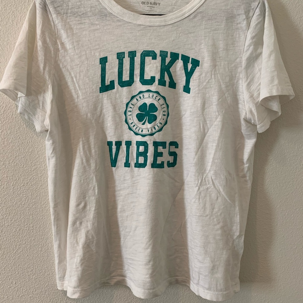 Old Navy Classic White Crewneck Tee